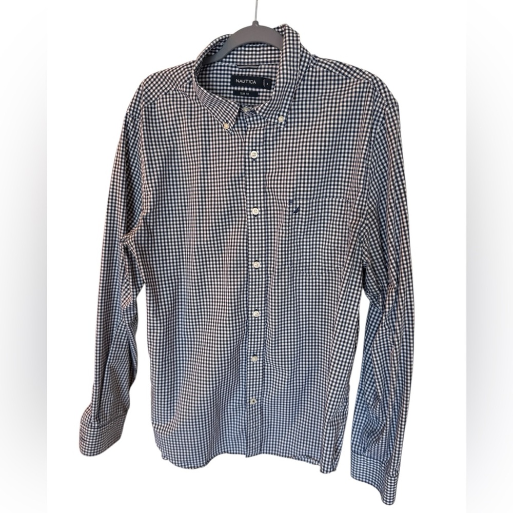 Nautica Men's Slim Fit Checkered Shirt